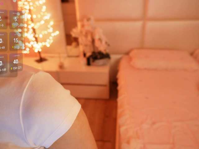 Rerince live cam on BongaCams