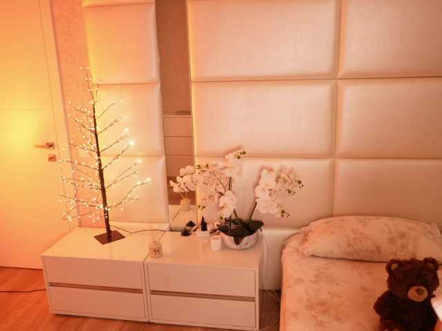 Rerince live cam on BongaCams