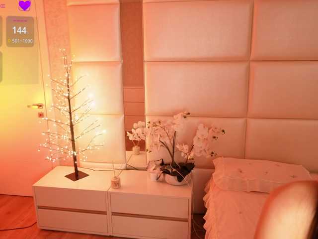 Rerince live cam on BongaCams