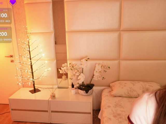 Rerince live cam on BongaCams