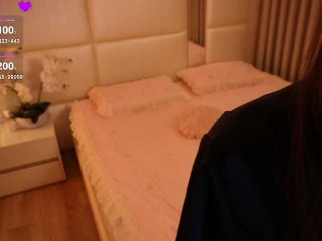 Rerince live cam on BongaCams