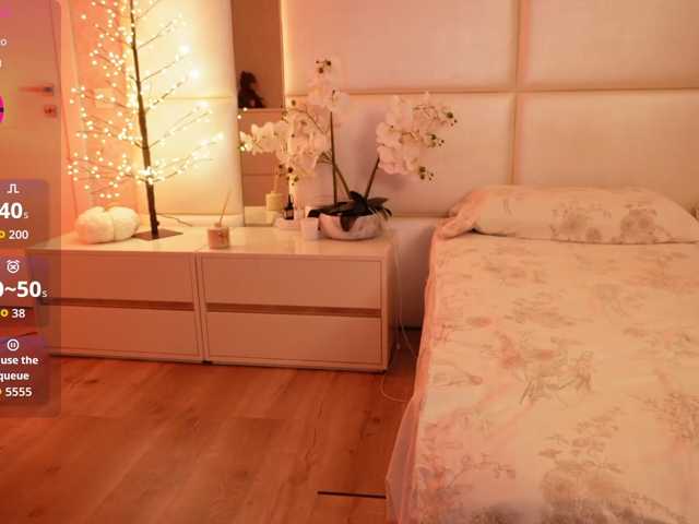 Rerince live cam on BongaCams