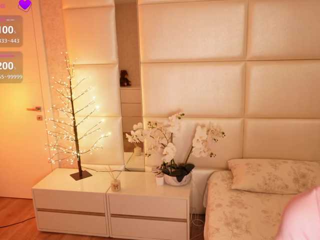 Rerince live cam on BongaCams