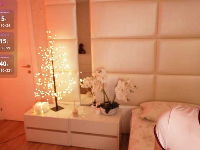 Rerince live cam on BongaCams