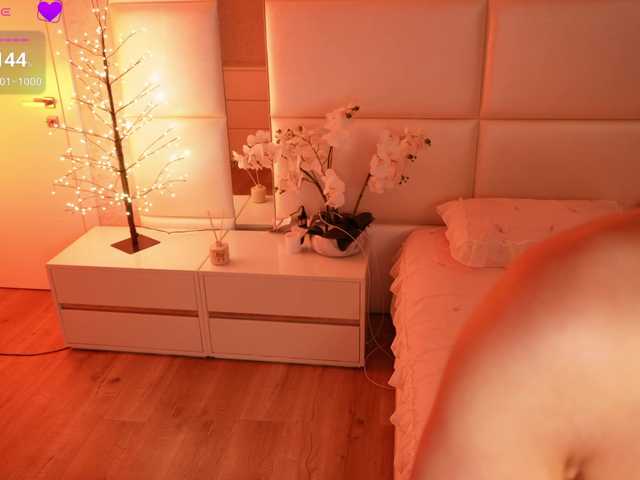 Rerince live cam on BongaCams