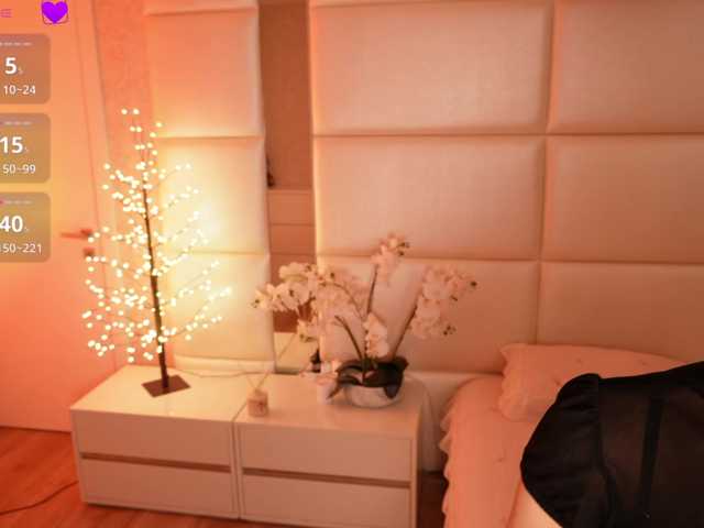 Rerince live cam on BongaCams