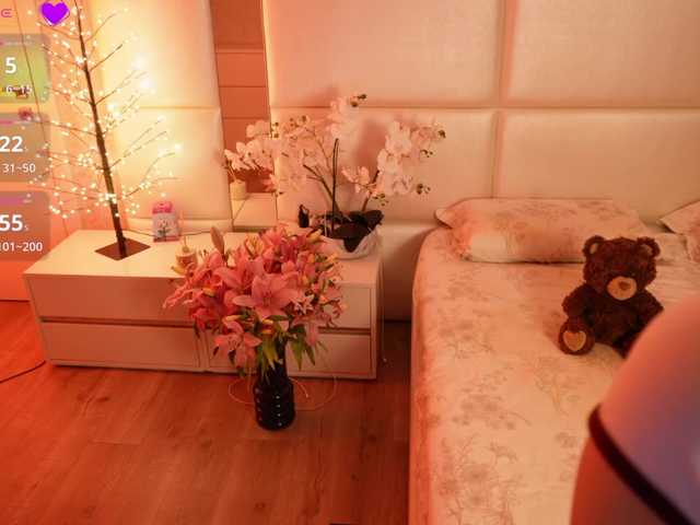 Rerince live cam on BongaCams