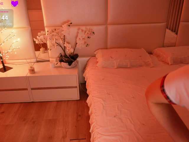 Rerince live cam on BongaCams