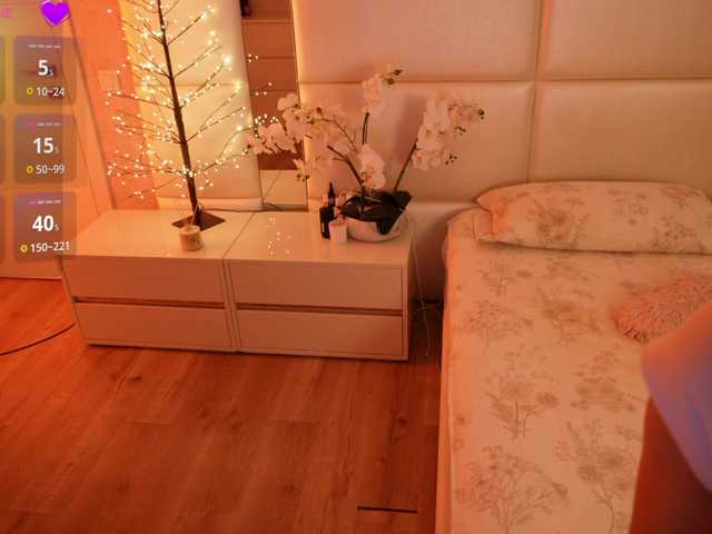 Rerince live cam on BongaCams