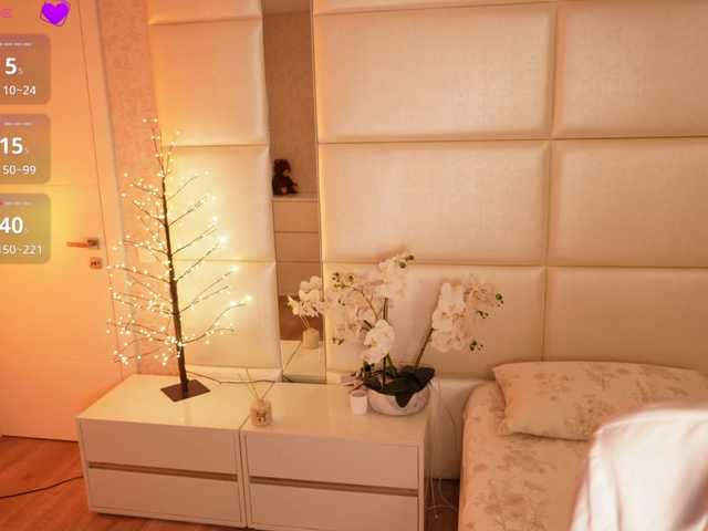 Rerince live cam on BongaCams