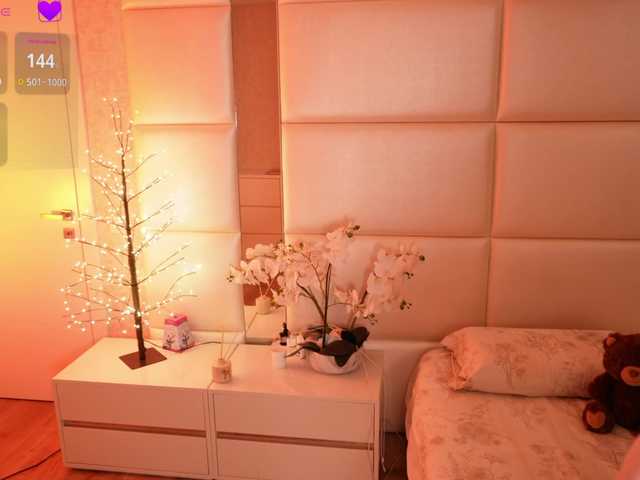 Rerince live cam on BongaCams