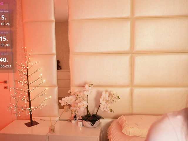 Rerince live cam on BongaCams