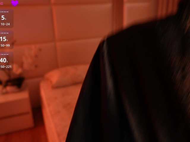 Rerince live cam on BongaCams