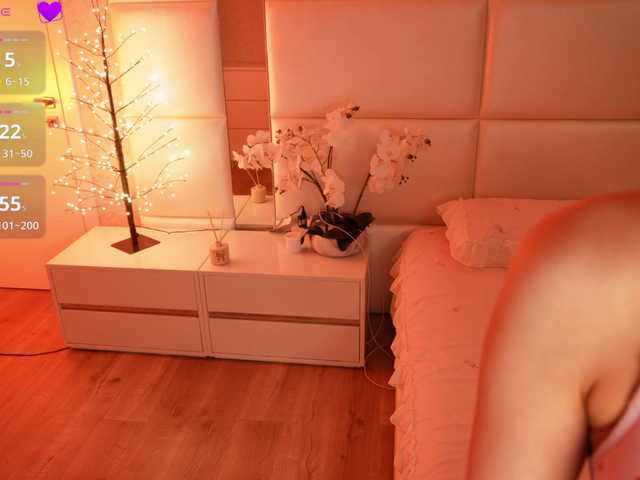 Rerince live cam on BongaCams