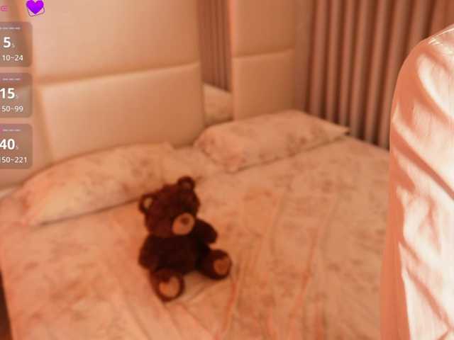 Rerince live cam on BongaCams