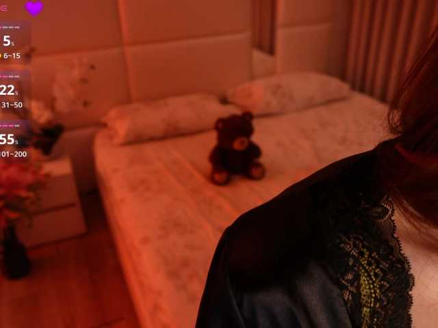 Rerince live cam on BongaCams
