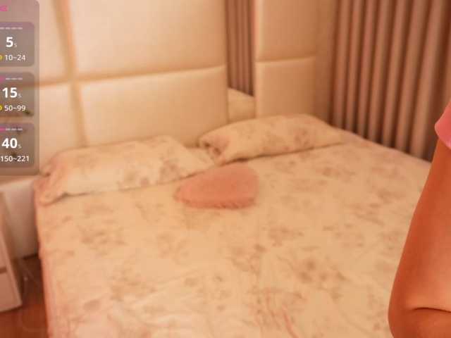 Rerince live cam on BongaCams