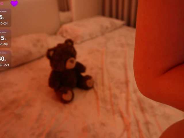 Rerince live cam on BongaCams