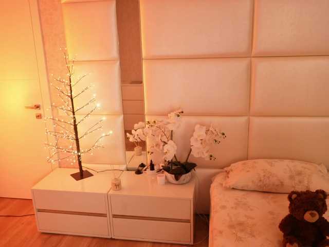Rerince live cam on BongaCams