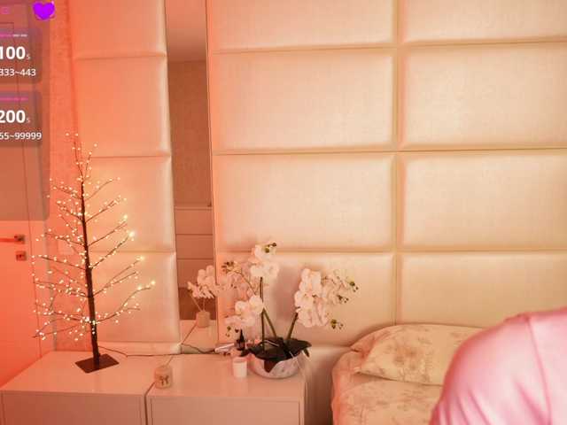 Rerince live cam on BongaCams