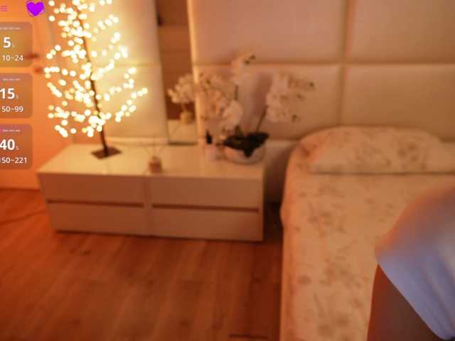 Rerince live cam on BongaCams