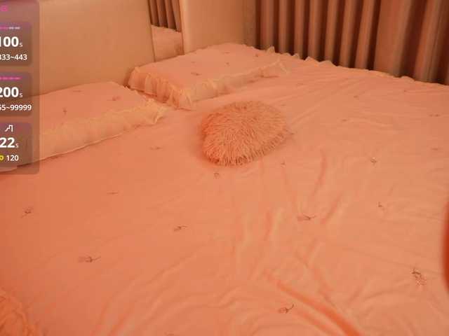 Rerince live cam on BongaCams