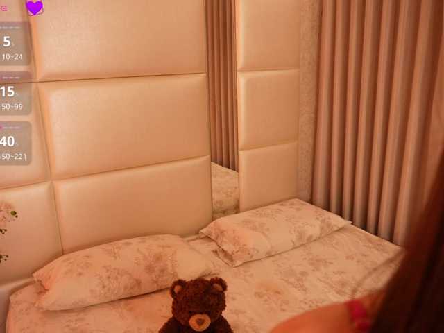 Rerince live cam on BongaCams