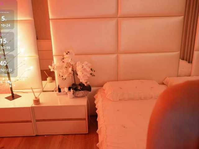 Rerince live cam on BongaCams