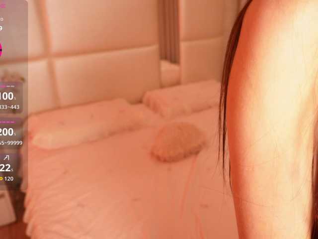 Rerince live cam on BongaCams