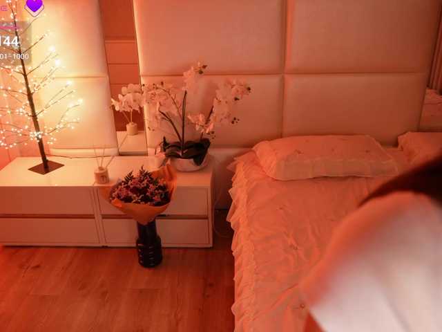 Rerince live cam on BongaCams