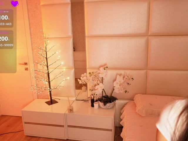 Rerince live cam on BongaCams