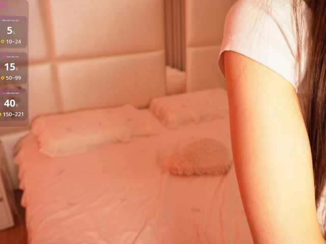 Rerince live cam on BongaCams