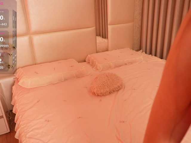 Rerince live cam on BongaCams