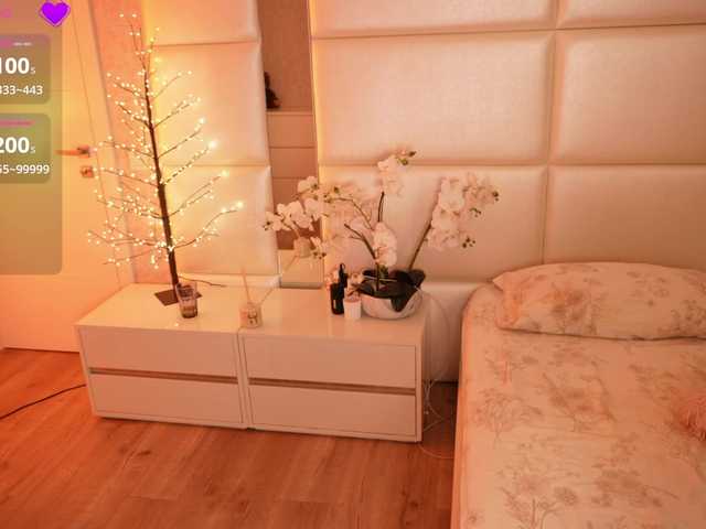 Rerince live cam on BongaCams