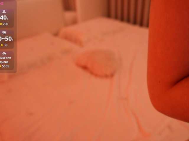 Rerince live cam on BongaCams