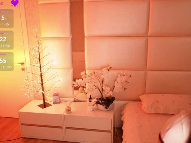 Rerince live cam on BongaCams