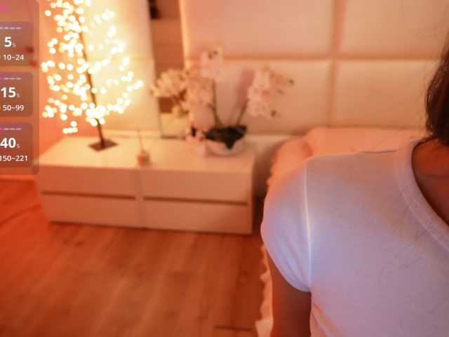 Rerince live cam on BongaCams