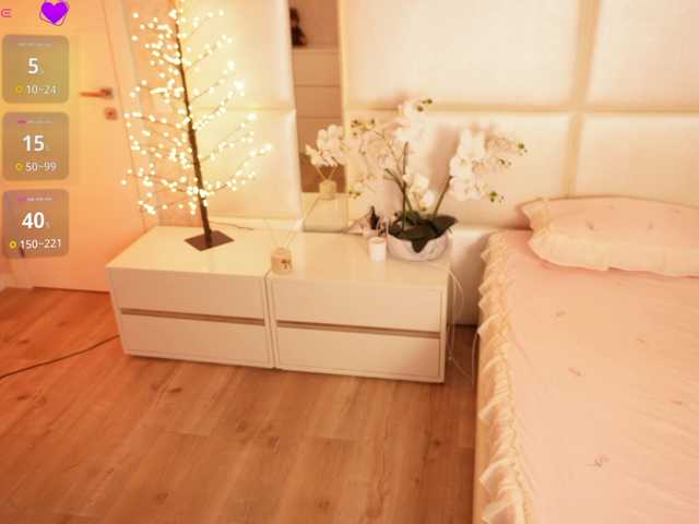 Rerince live cam on BongaCams