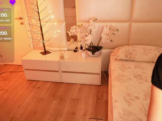 Rerince live cam on BongaCams