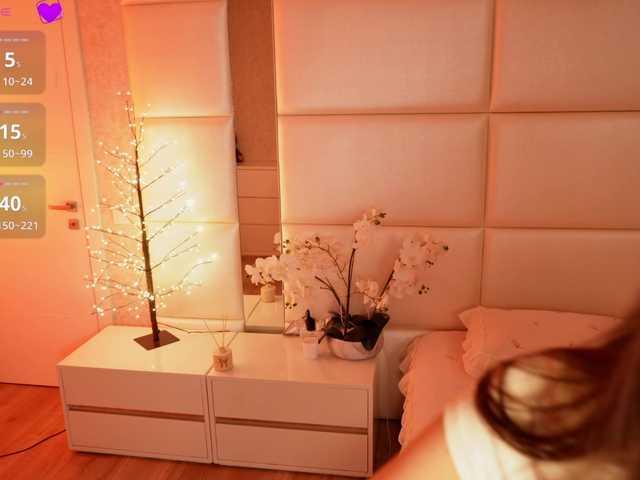 Rerince live cam on BongaCams