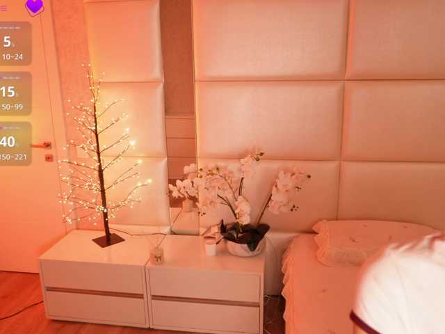 Rerince live cam on BongaCams