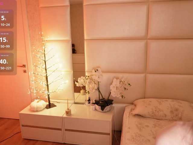 Rerince live cam on BongaCams