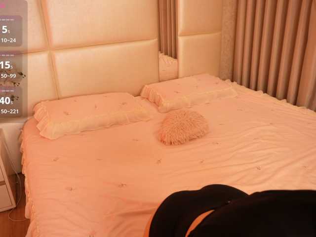 Rerince live cam on BongaCams