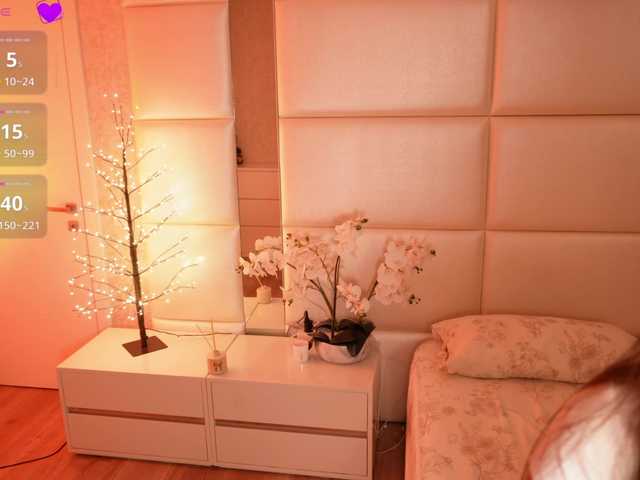 Rerince live cam on BongaCams