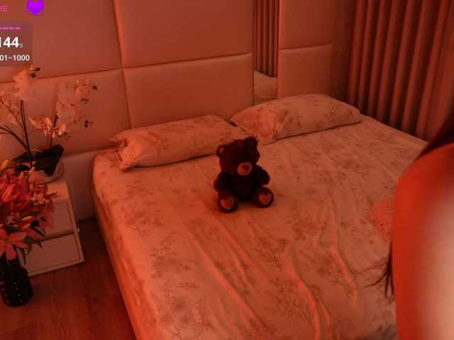 Rerince live cam on BongaCams