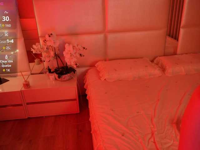 Rerince live cam on BongaCams