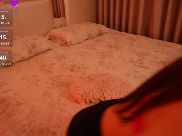 Rerince live cam on BongaCams