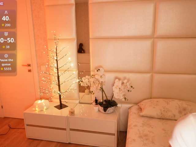 Rerince live cam on BongaCams