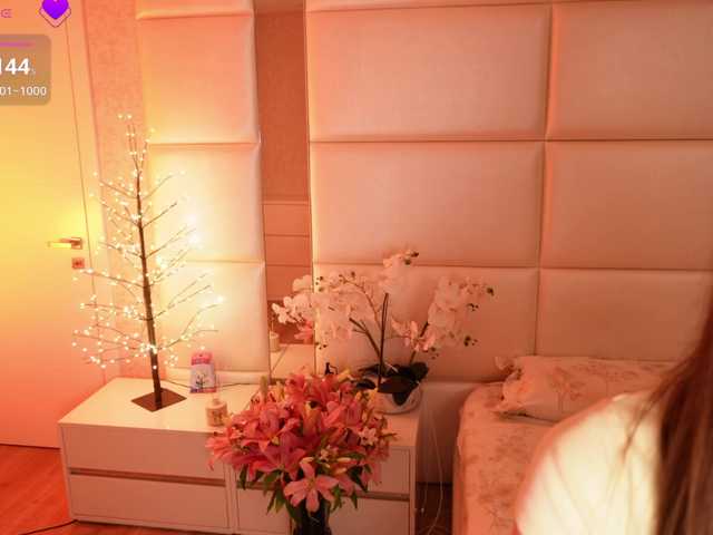 Rerince live cam on BongaCams