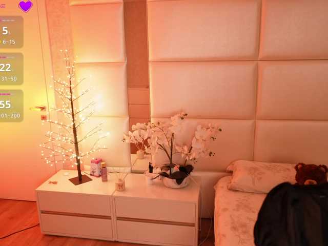 Rerince live cam on BongaCams